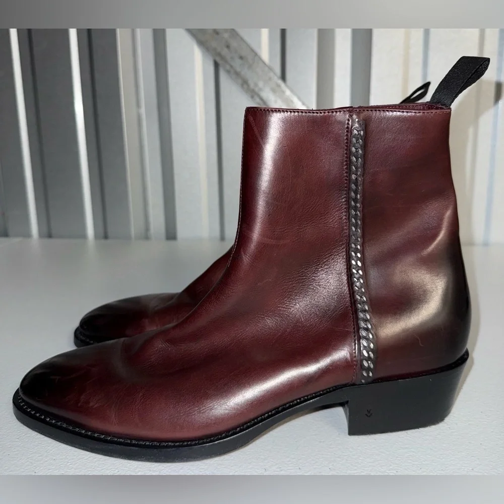 John Varvatos Collection Ludlow Chain Leather Zip Boots Size 9.5